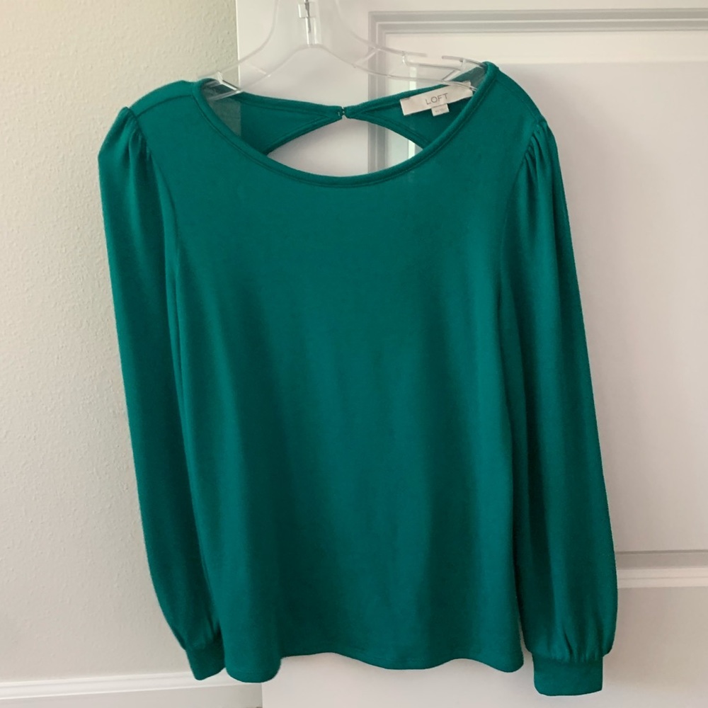 Beautiful green sweater